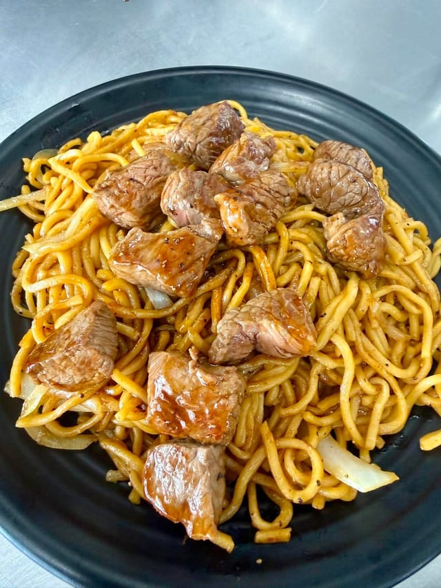STEAK LO MEIN.