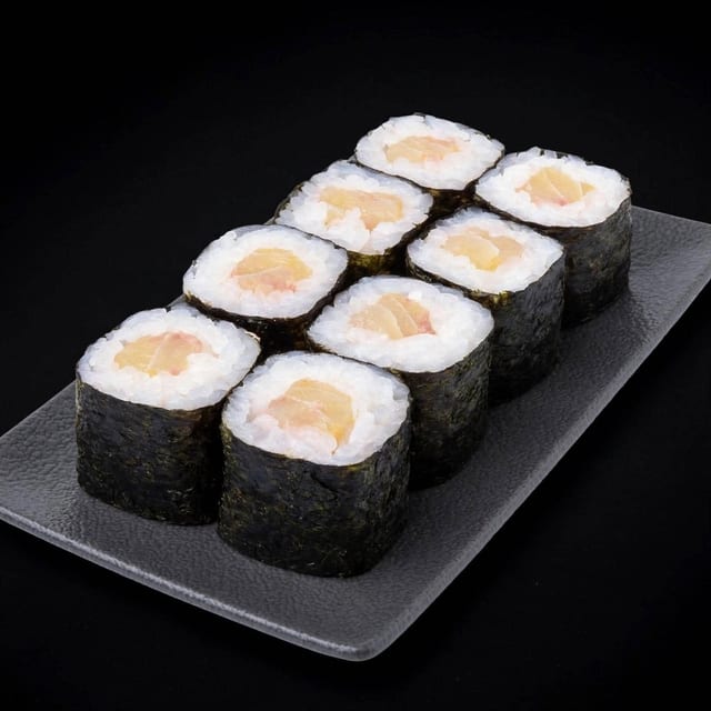YELLOWTAIL ROLL.